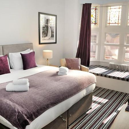 The Royal Hotel Crewe, A Brilliant Collection, Powered By Oyo Bagian luar foto