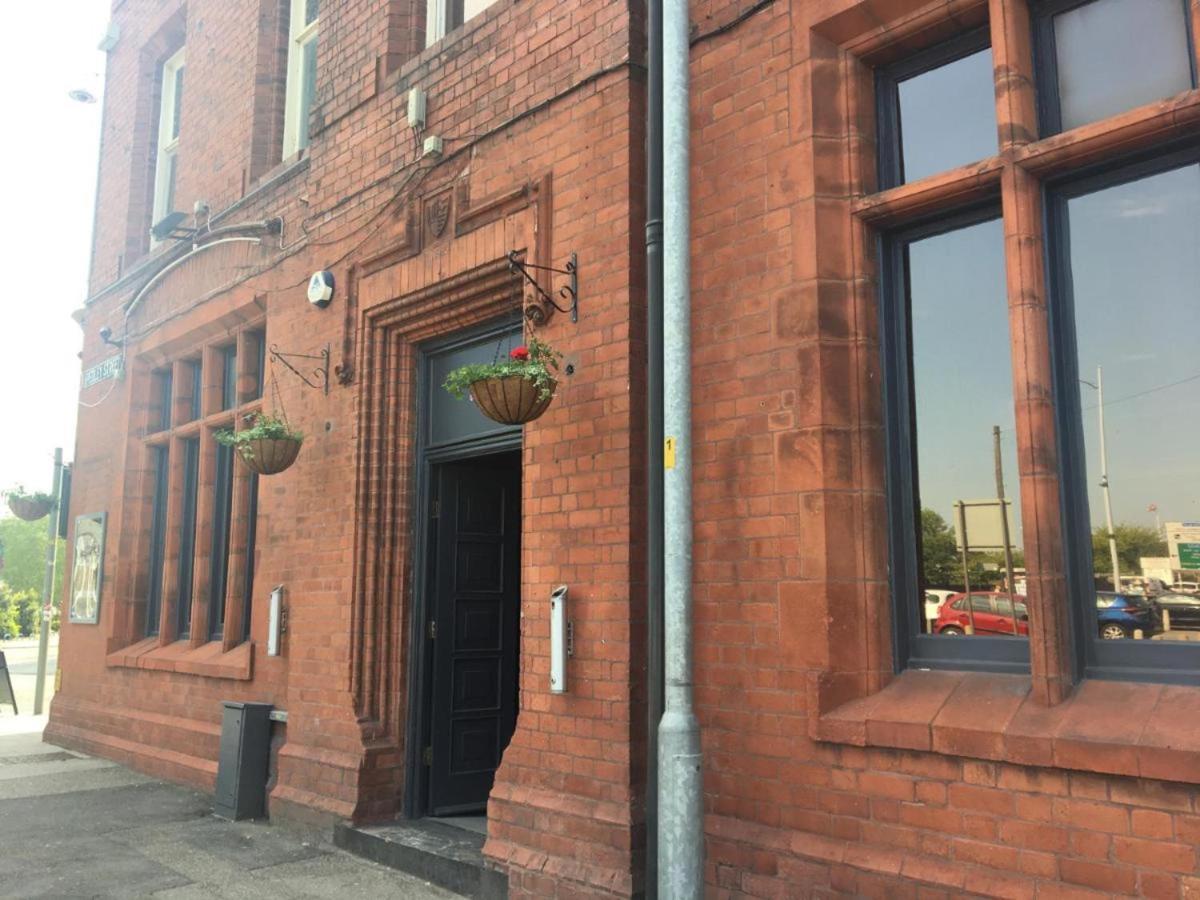 The Royal Hotel Crewe, A Brilliant Collection, Powered By Oyo Bagian luar foto