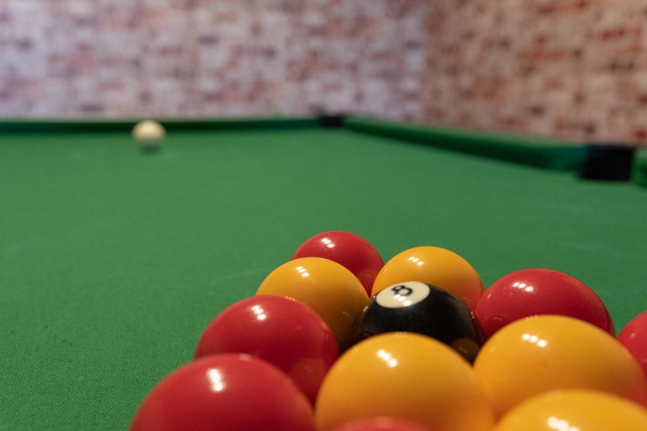 The Royal Hotel Crewe, A Brilliant Collection, Powered By Oyo Bagian luar foto